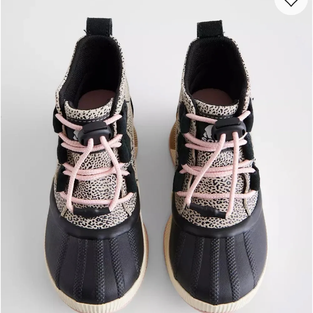 3Y Sorel Kids Black, Pink & Tan Leopard Rain + Snow Boots
